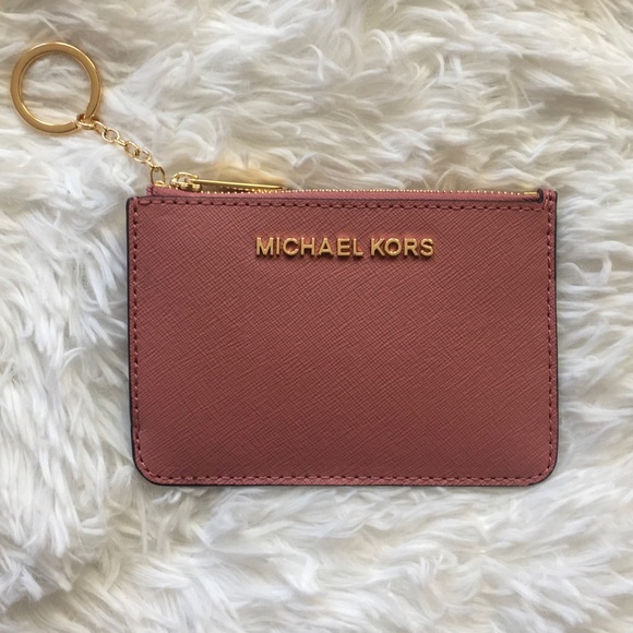 Michael Kors Handbags - NWT Michael Kors Jet Set Top Zip Card Holder